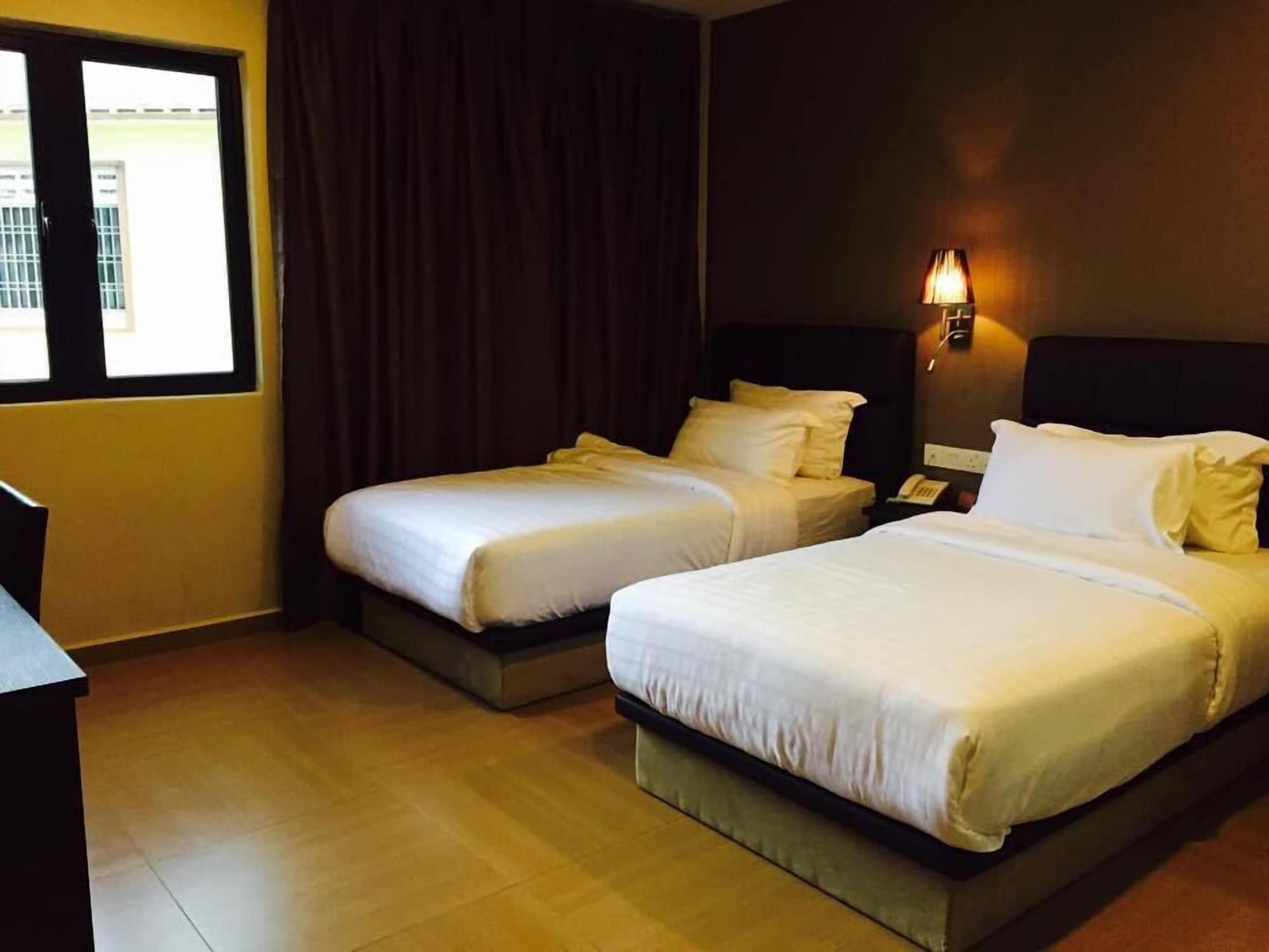 Gl Hotel Клуанг Екстер'єр фото