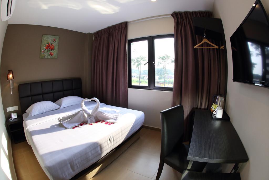 Gl Hotel Клуанг Номер фото